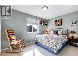 402 Fairways Mews Nw, Airdrie, AB T4B2W9 Photo 18