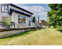 402 Fairways Mews Nw, Airdrie, AB T4B2W9 Photo 35