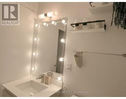 205 - 10 Willison Square, Toronto, ON M5T0A8 Photo 18