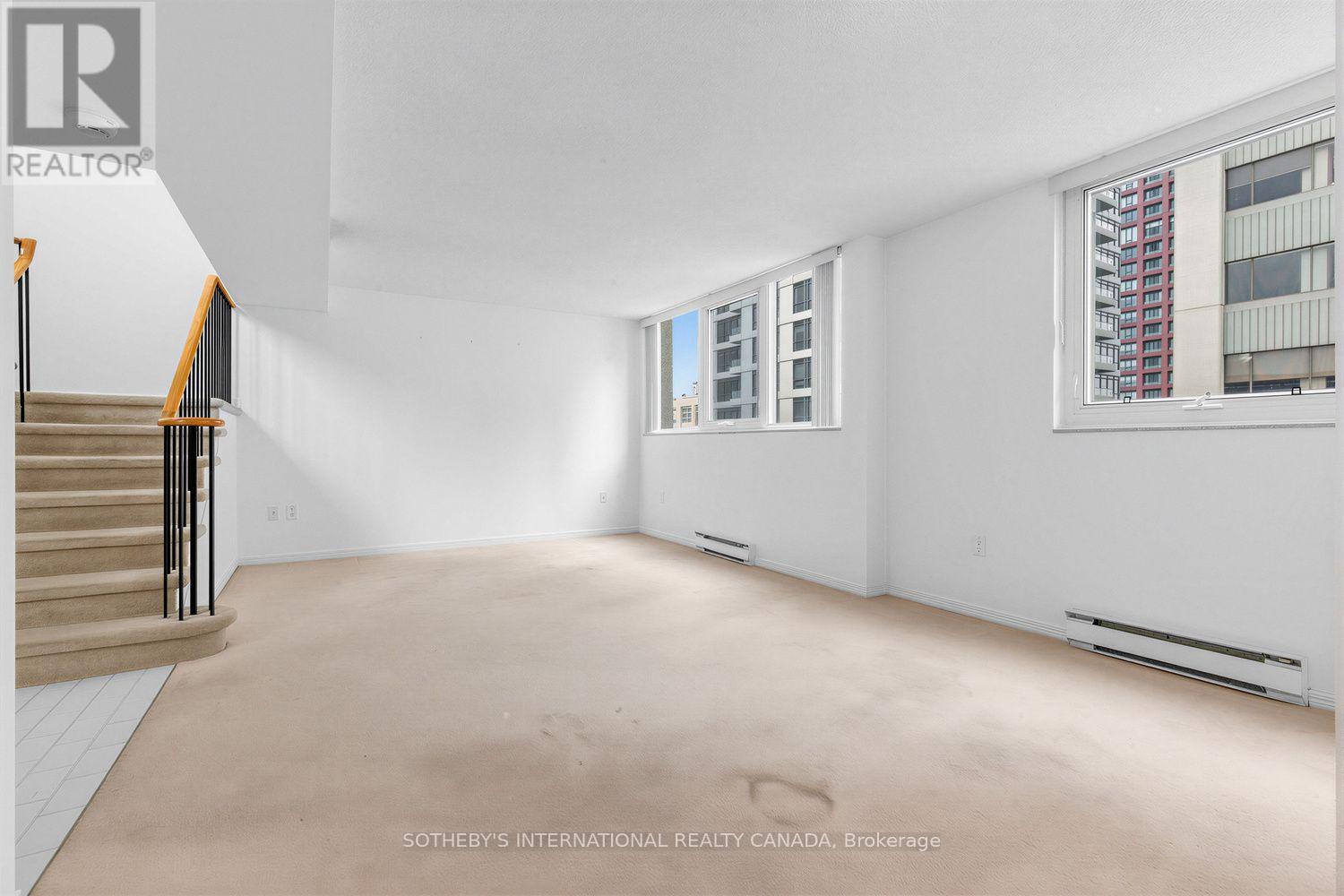 #PH6 360 BLOOR STREET E - 20