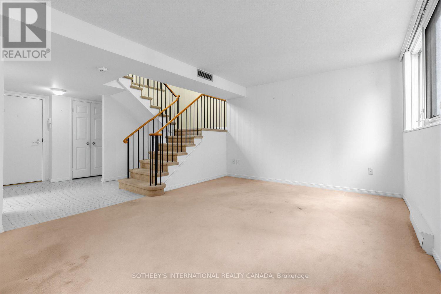 #PH6 360 BLOOR STREET E - Image 22
