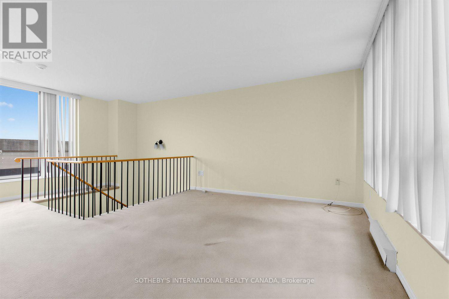#PH6 360 BLOOR STREET E - Image 24