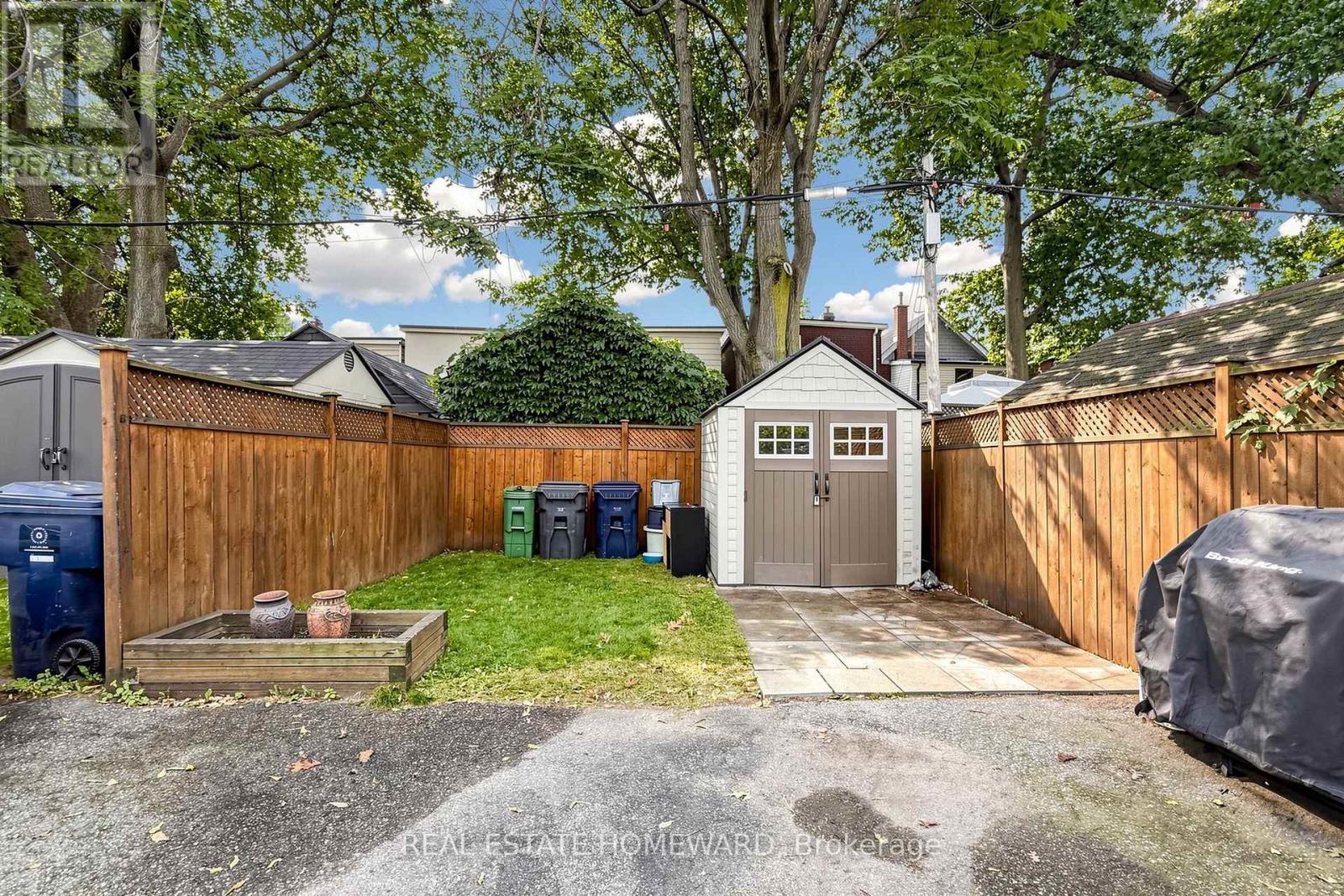 249 Queensdale Avenue, Toronto, ON photo 42