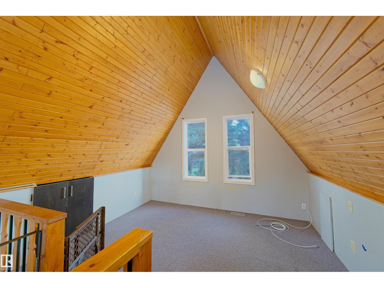 4947 49 Avenue - Image 33