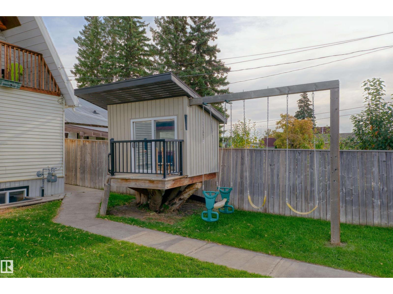 4947 49 Avenue - Image 55
