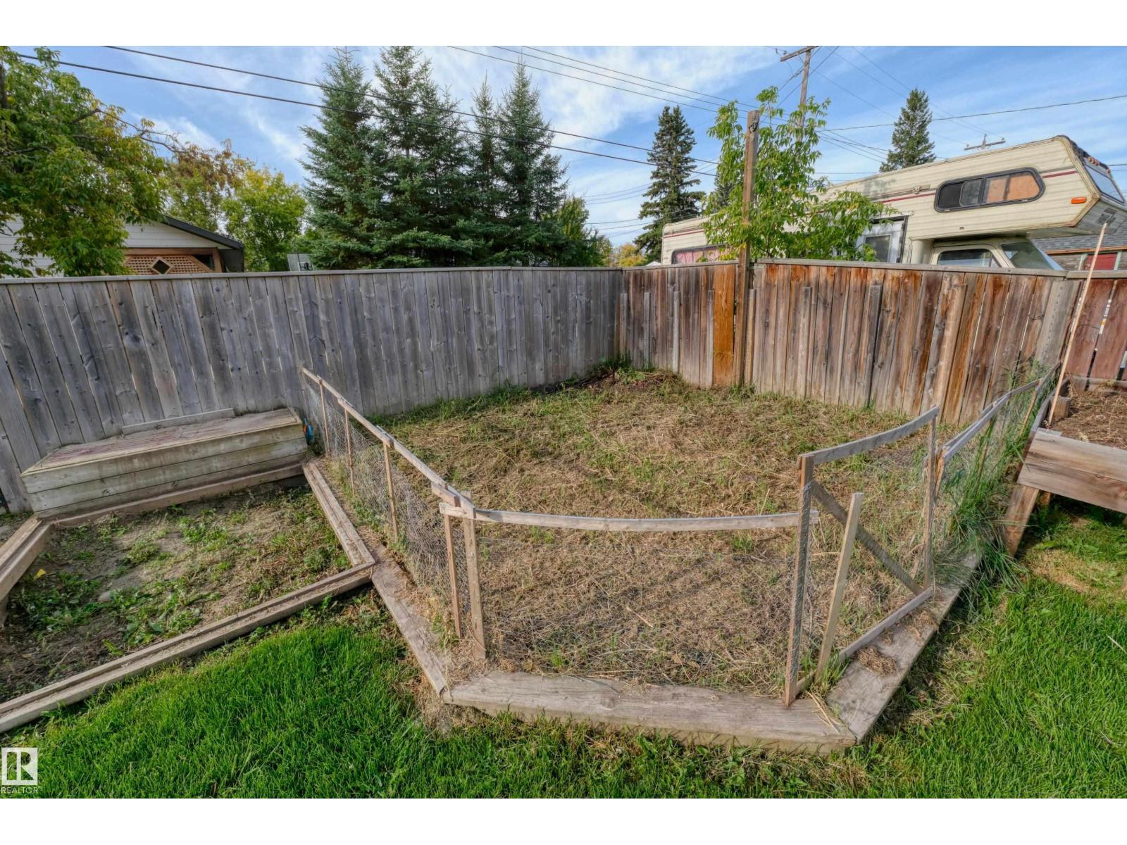 4947 49 Avenue - Image 57