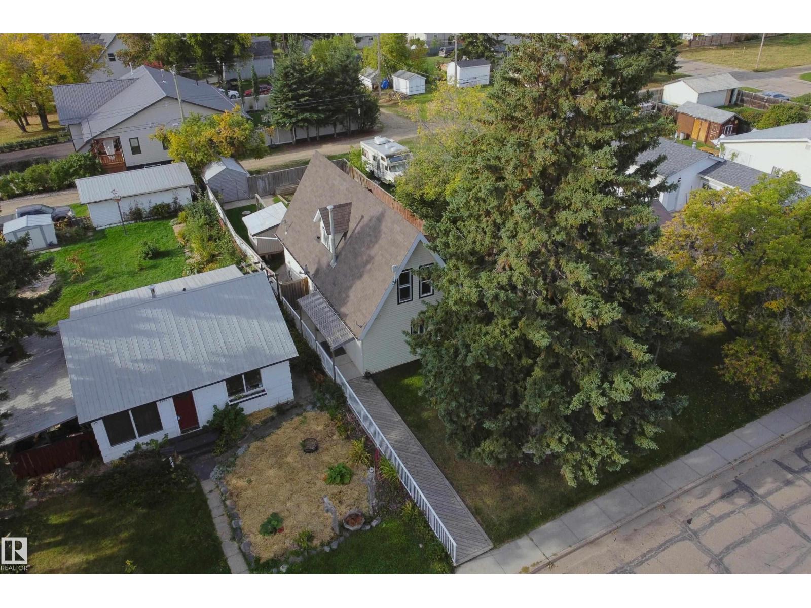 4947 49 Avenue - Image 63