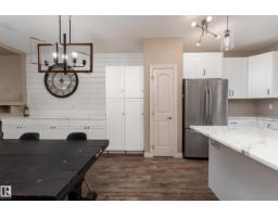 556 Secord Bv Nw, Edmonton, AB T5T7B8 Photo 10