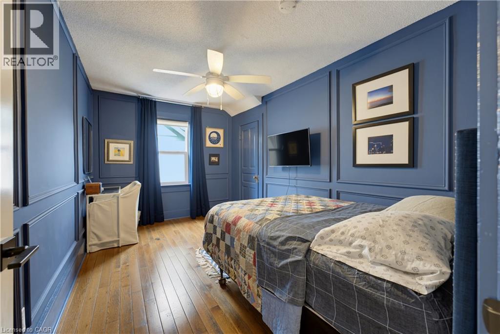 89 ALLEN Street W - Image 18