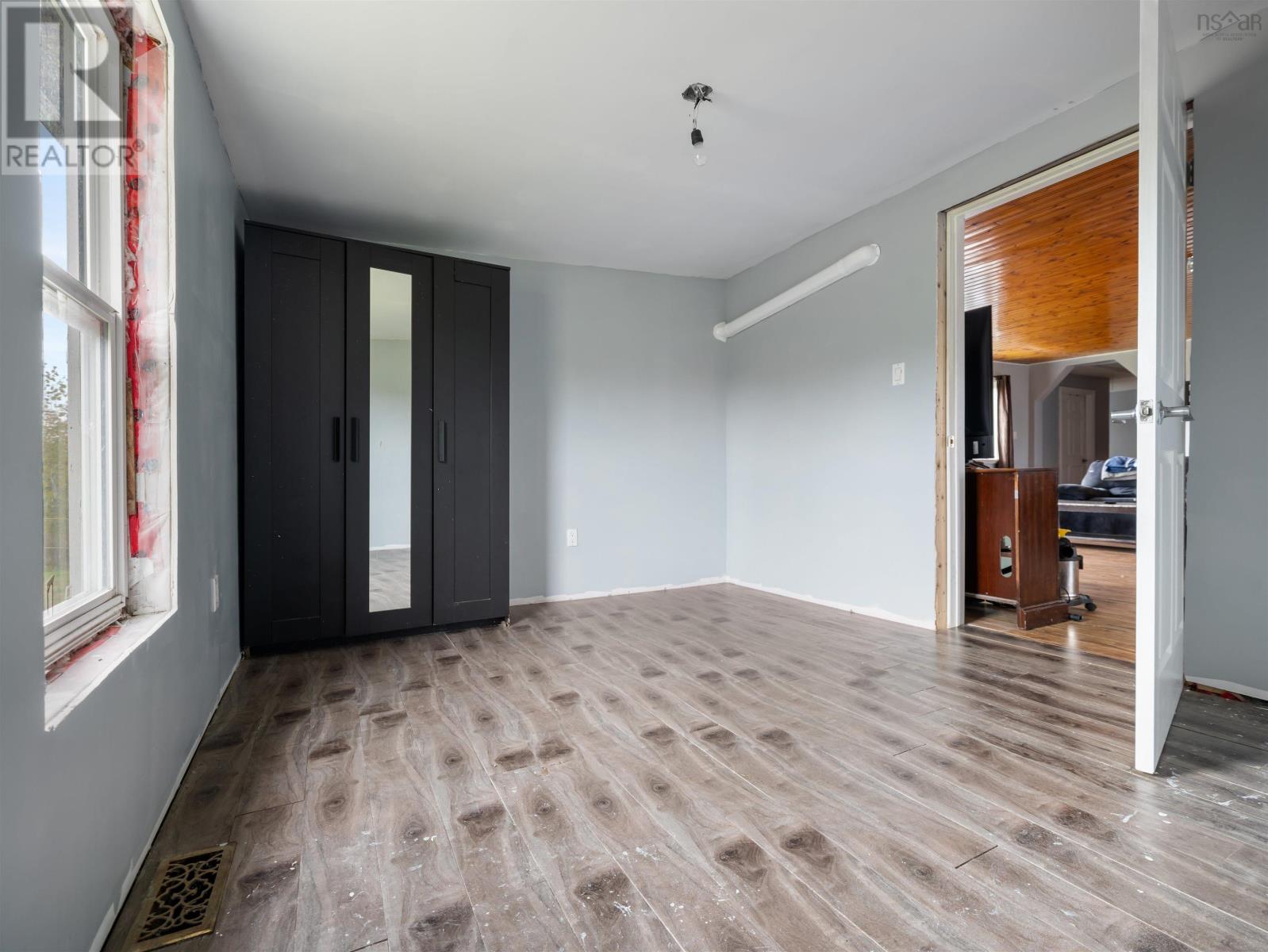 4427 Pictou Road - 12