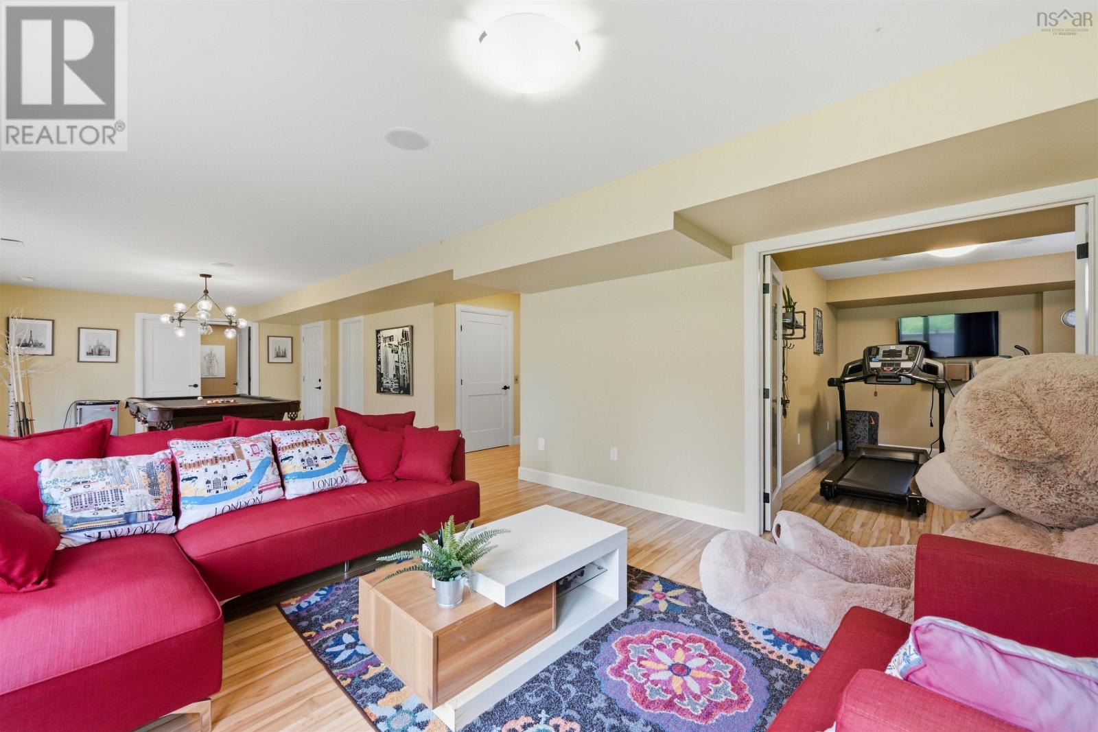 19 Weybridge Lane - 40
