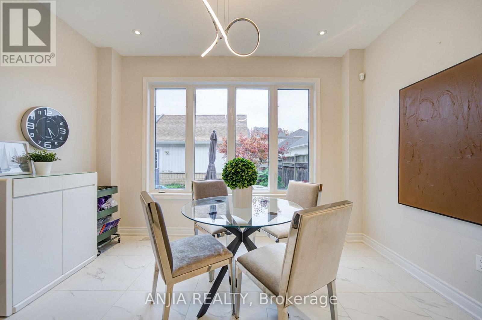 6 WILDMOOR STREET - 17