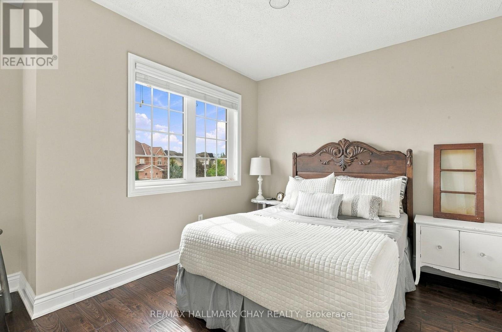 2 NADMARC Court, Essa photo 29