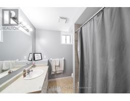 4 - 17 Cheltenham Road, Barrie, ON L4M0E7 Photo 12