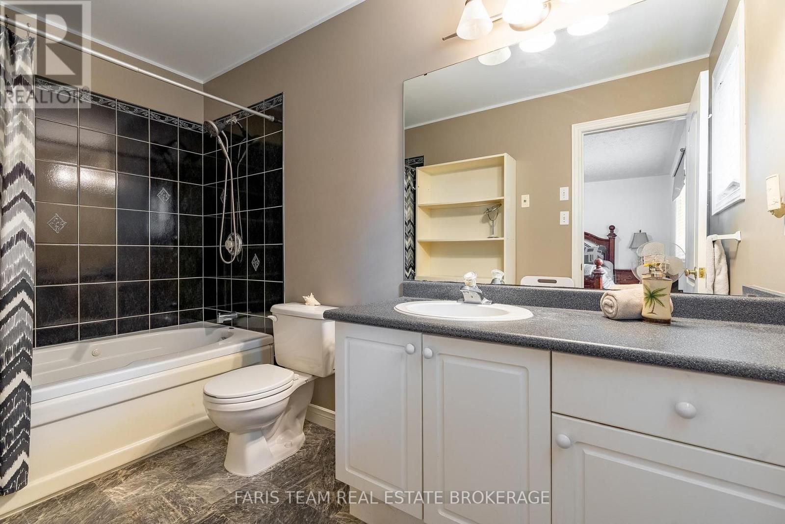 4 Charles Street, Penetanguishene photo 11