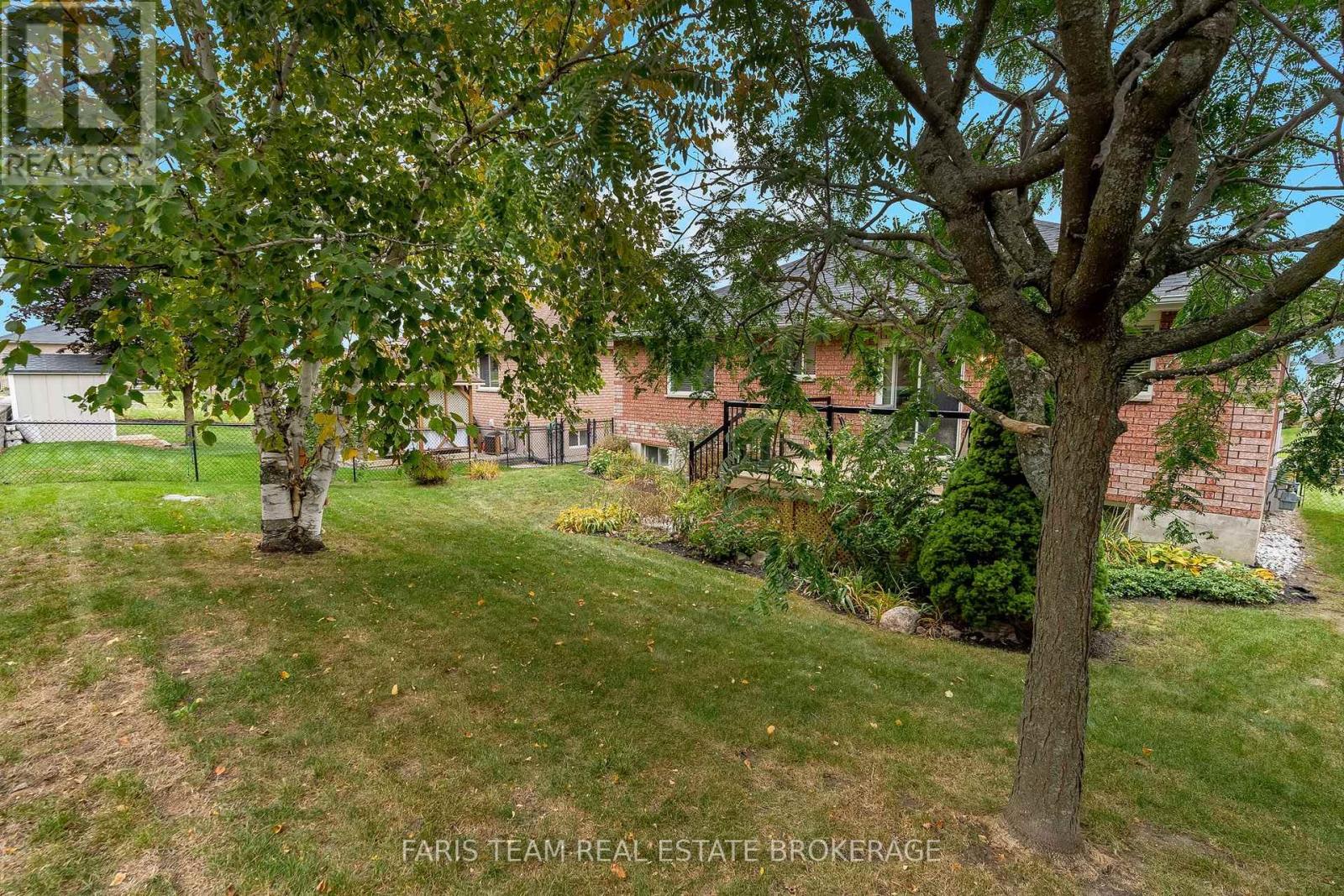 4 Charles Street, Penetanguishene photo 23