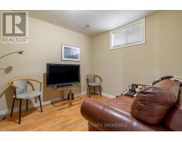 4 Charles Street, Penetanguishene, ON L9M2G6 Photo 18