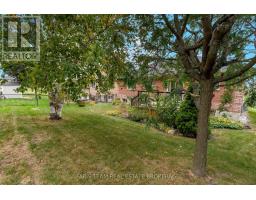 4 Charles Street, Penetanguishene, ON L9M2G6 Photo 23