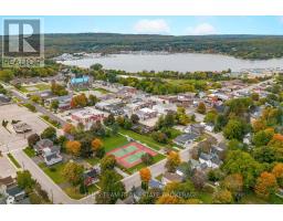 4 Charles Street, Penetanguishene, ON L9M2G6 Photo 26