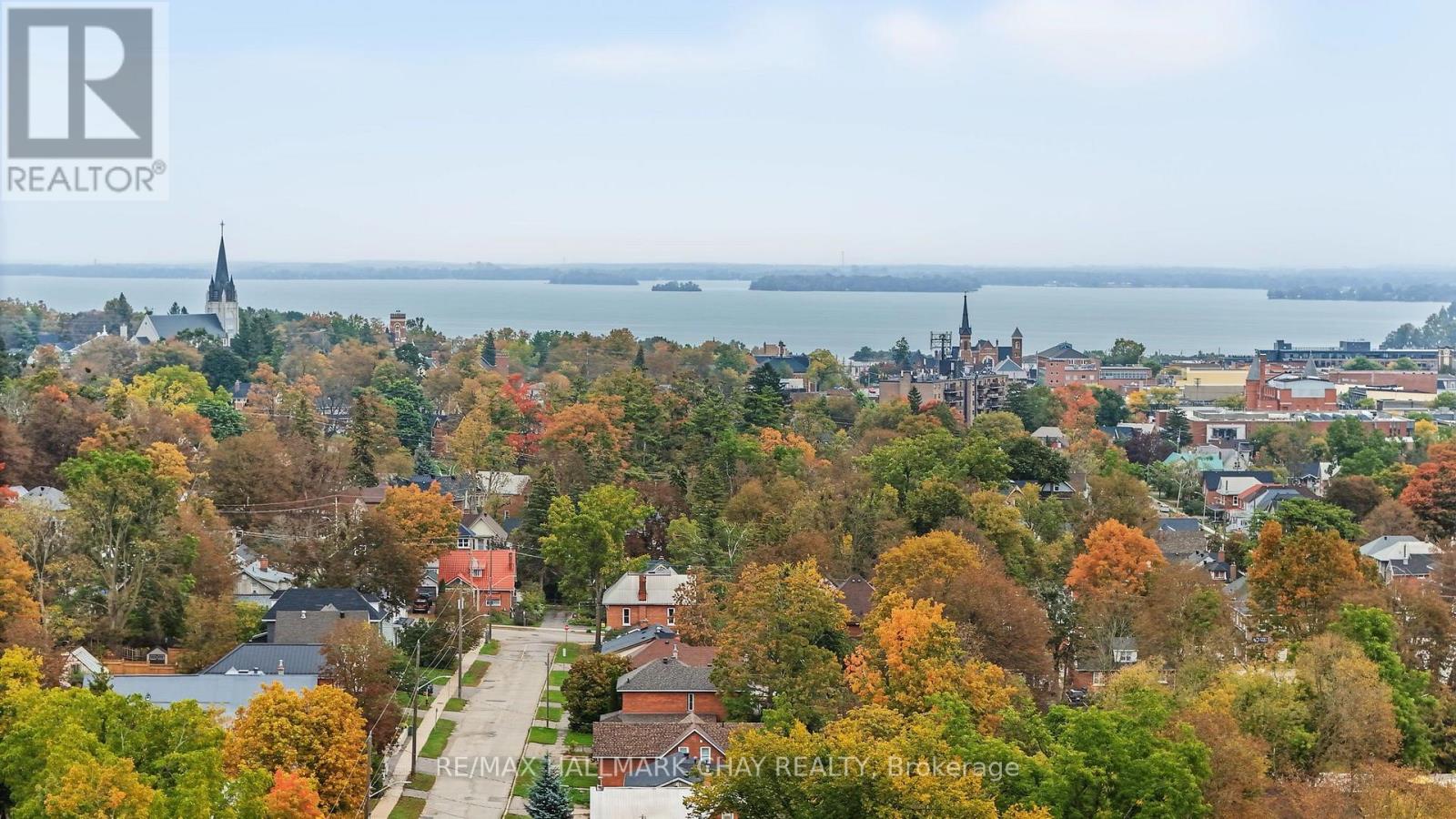 70 DOUGLAS Street, Orillia photo 34