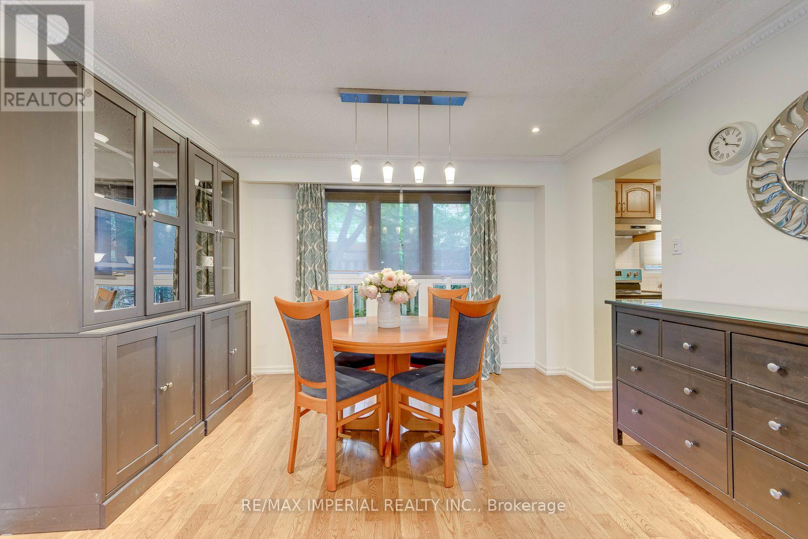 6100 WABUKAYNE COURT - 14