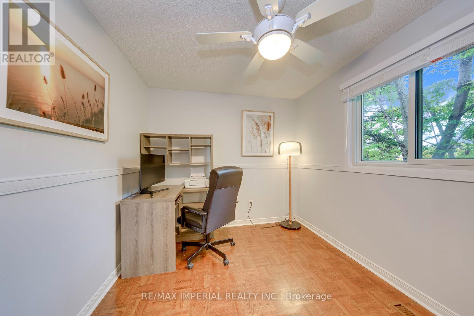 6100 WABUKAYNE COURT - 24