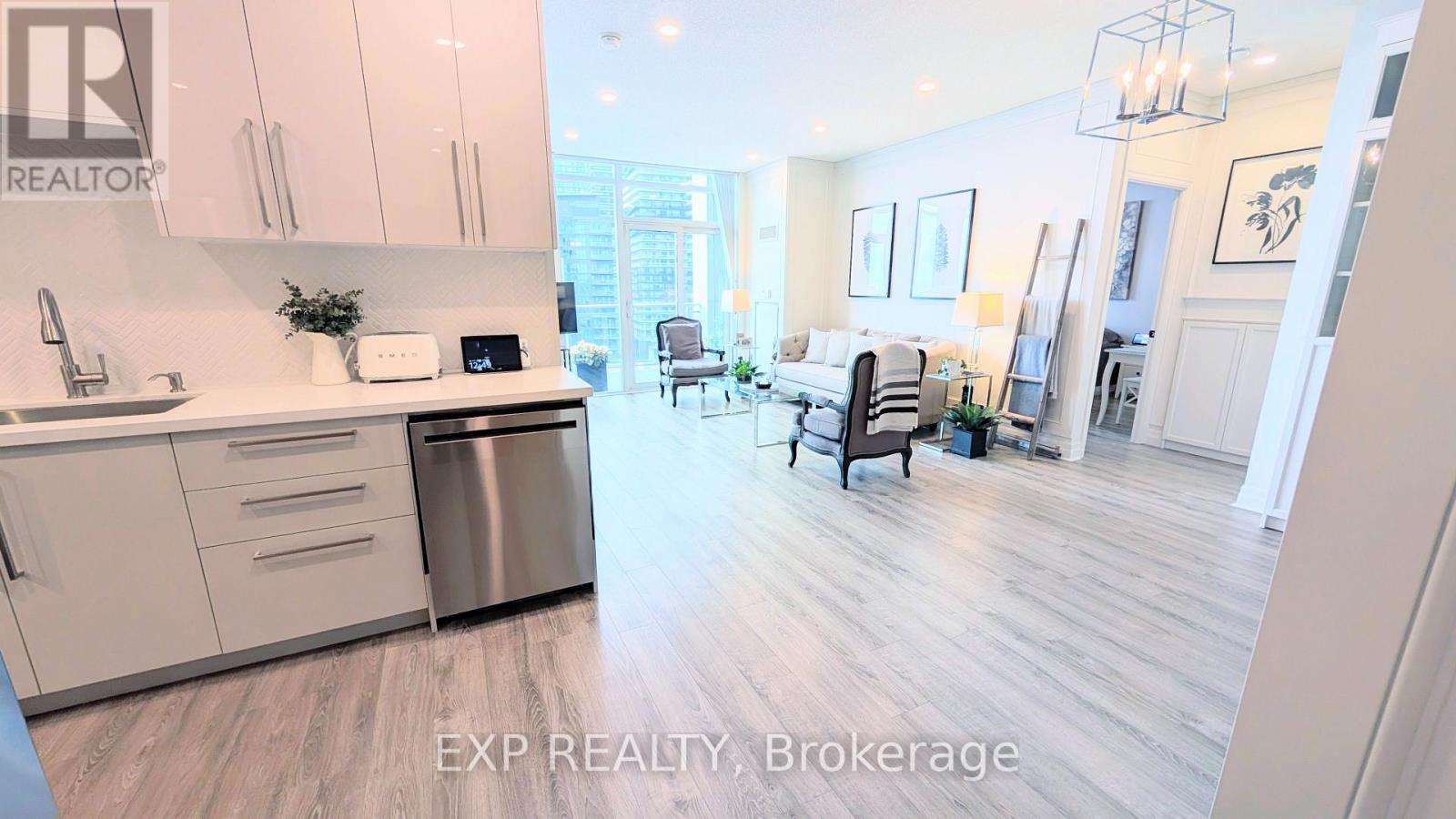 #1213 58 MARINE PARADE DRIVE - 12