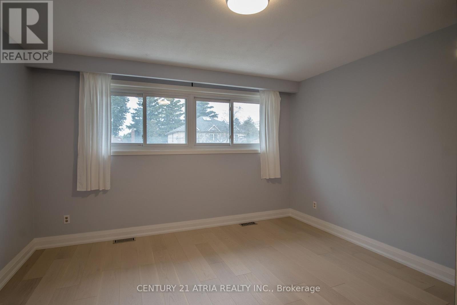 119 Milton Street, Toronto, ON photo 12