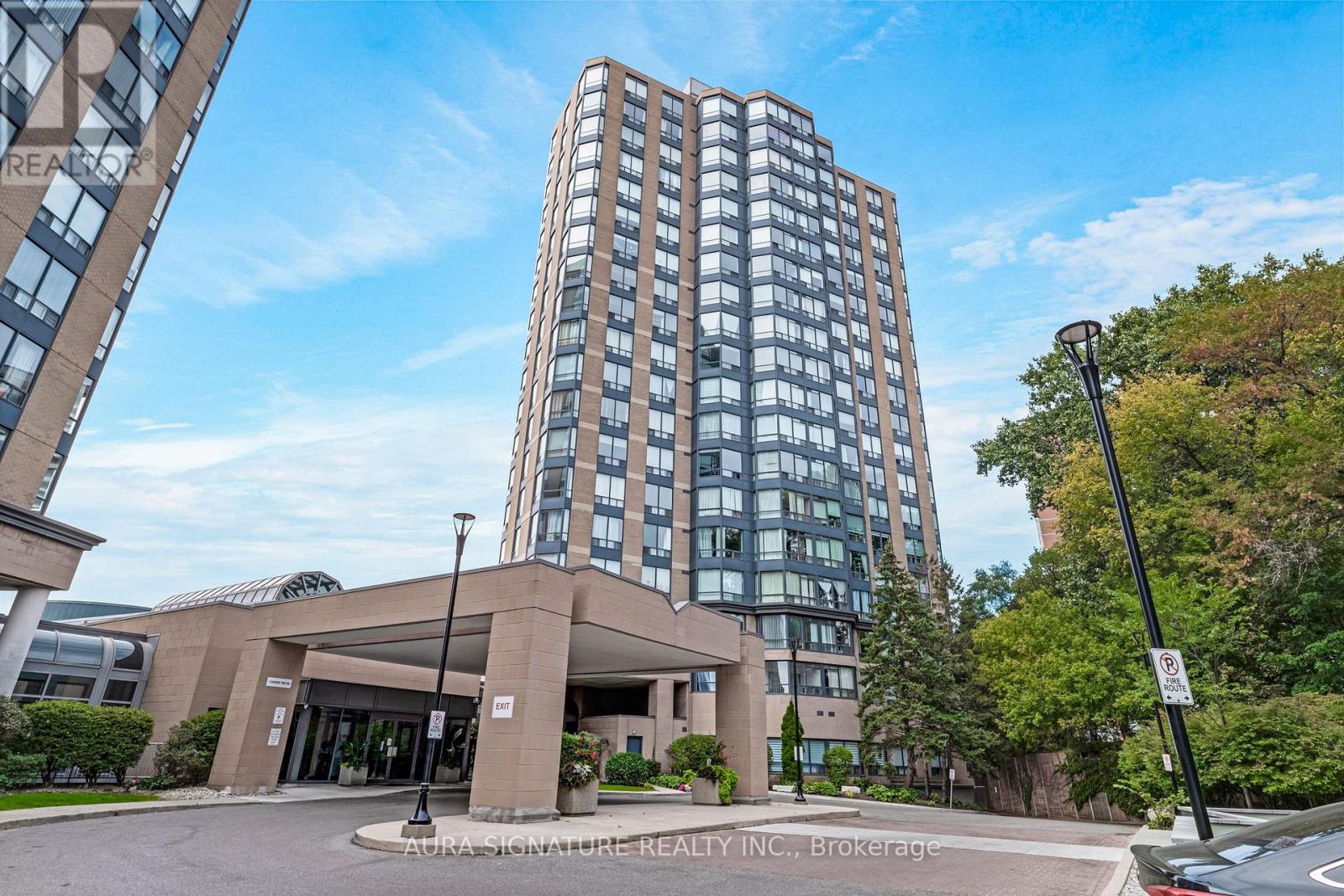 Photo of 1010 - 3 HICKORY TREE ROAD