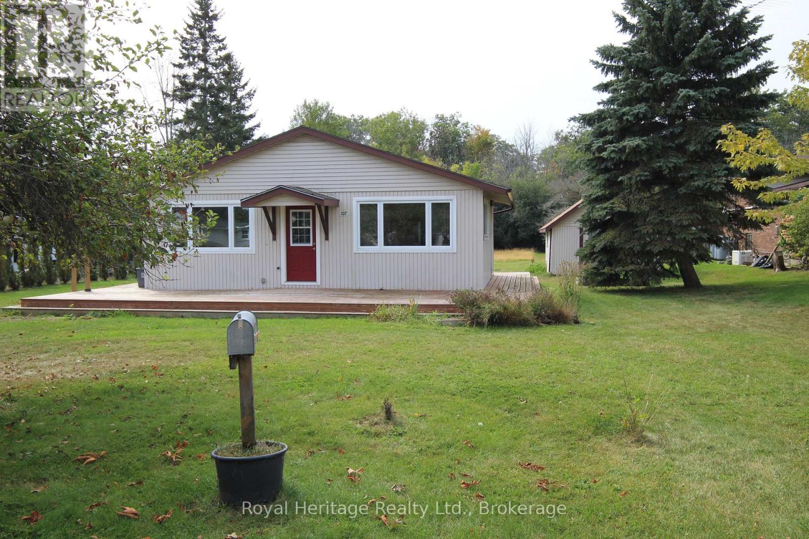 137 BAYSHORE ROAD - 2