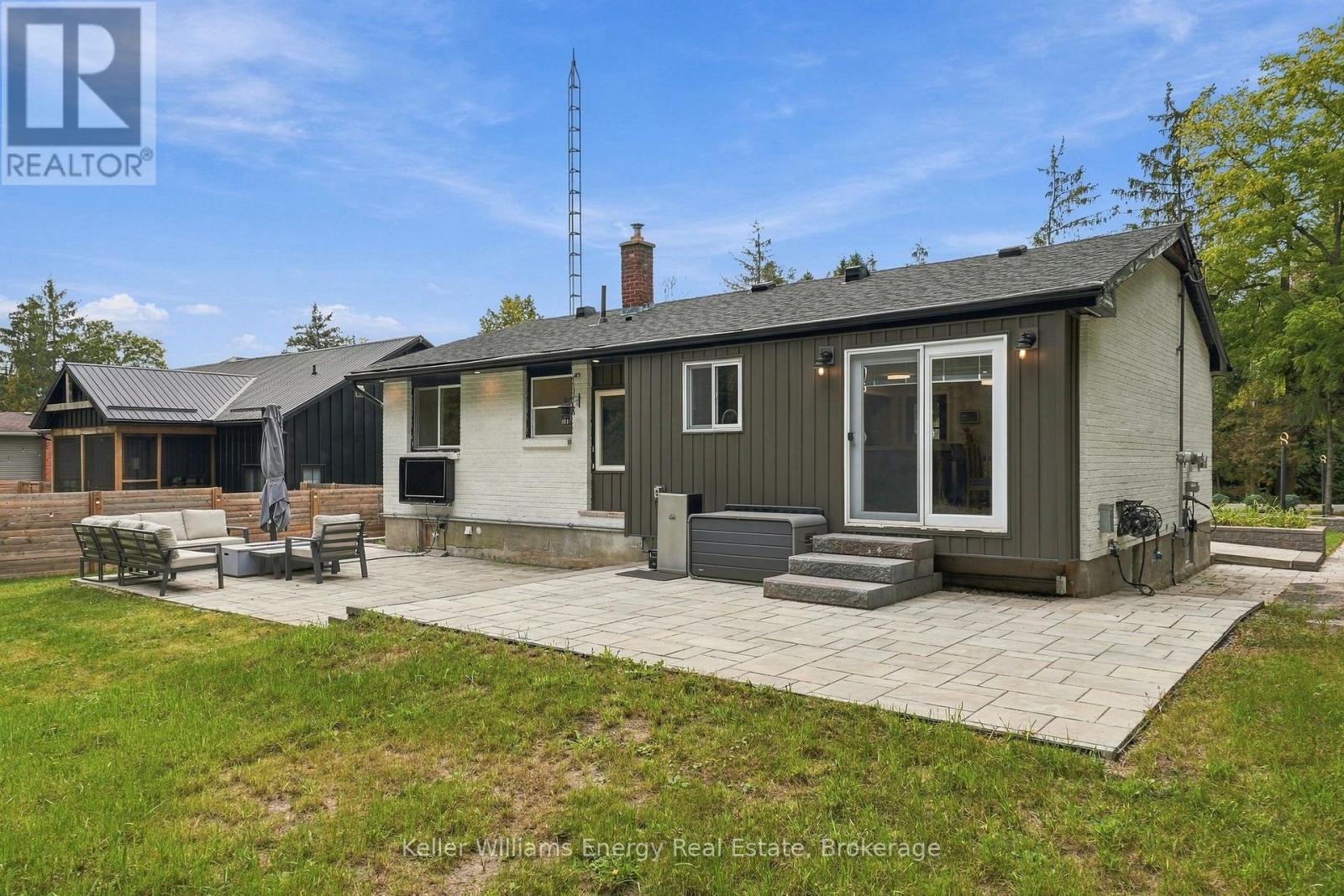 2621 DIVISION STREET N - 35