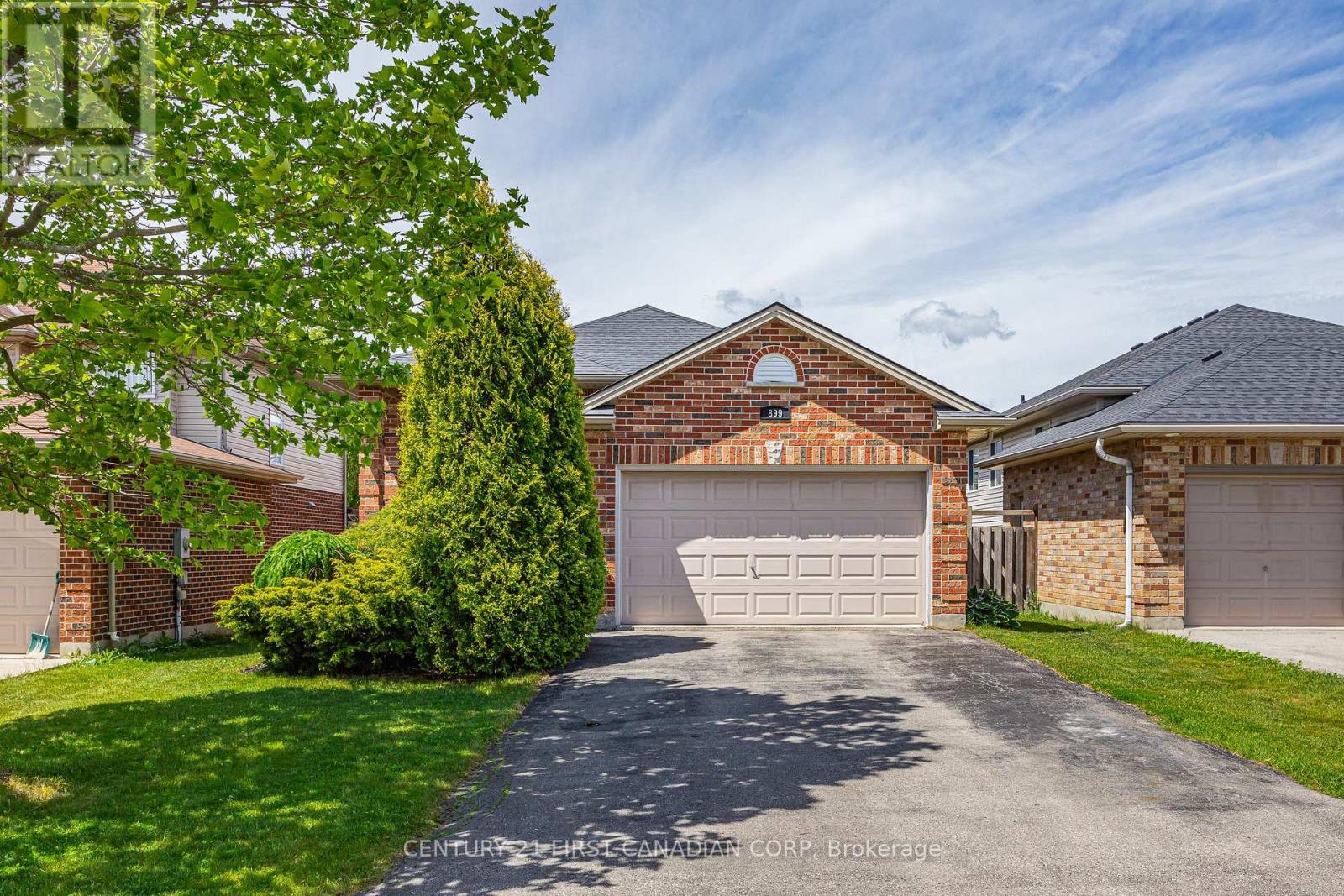 899 BITTERBUSH CRESCENT