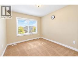 4 Drone Crescent, Guelph, ON N1K0C1 Photo 13