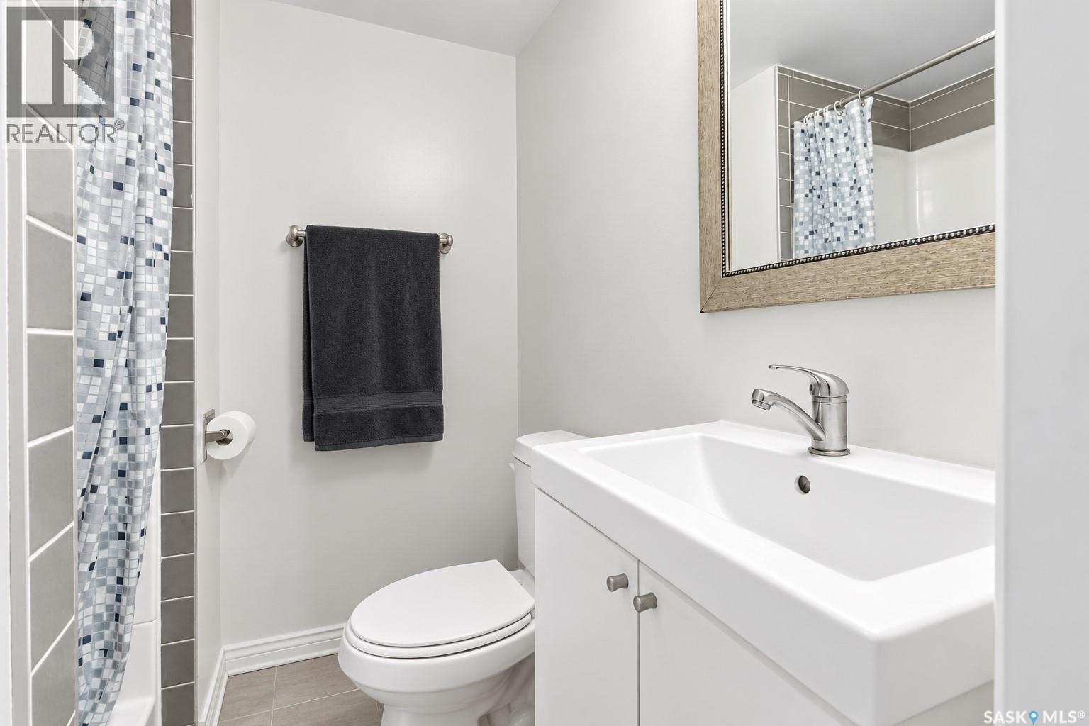 1814 WILSON CRESCENT - 17