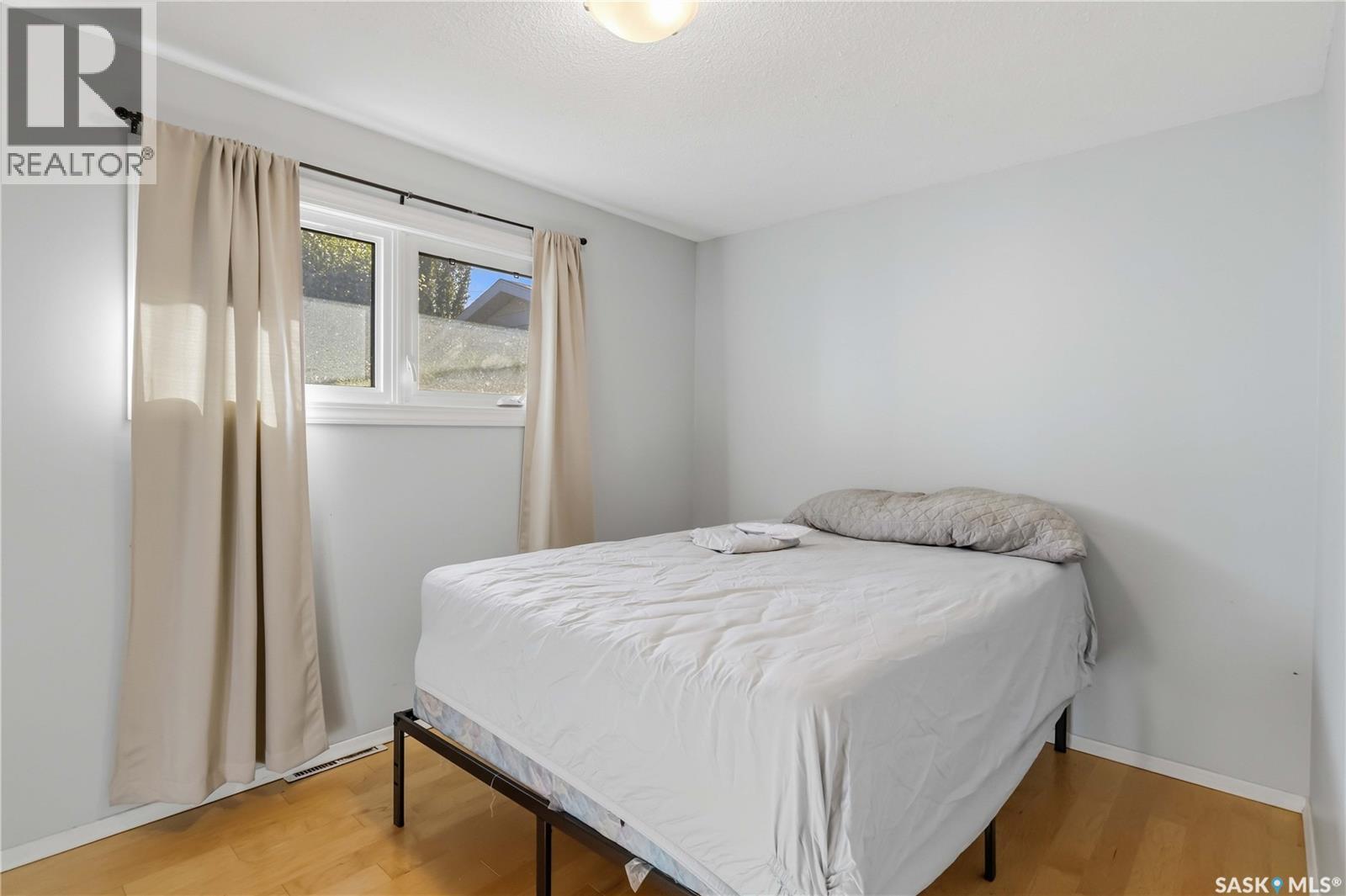 1814 WILSON CRESCENT, Saskatoon Saskatchewan — photo 9