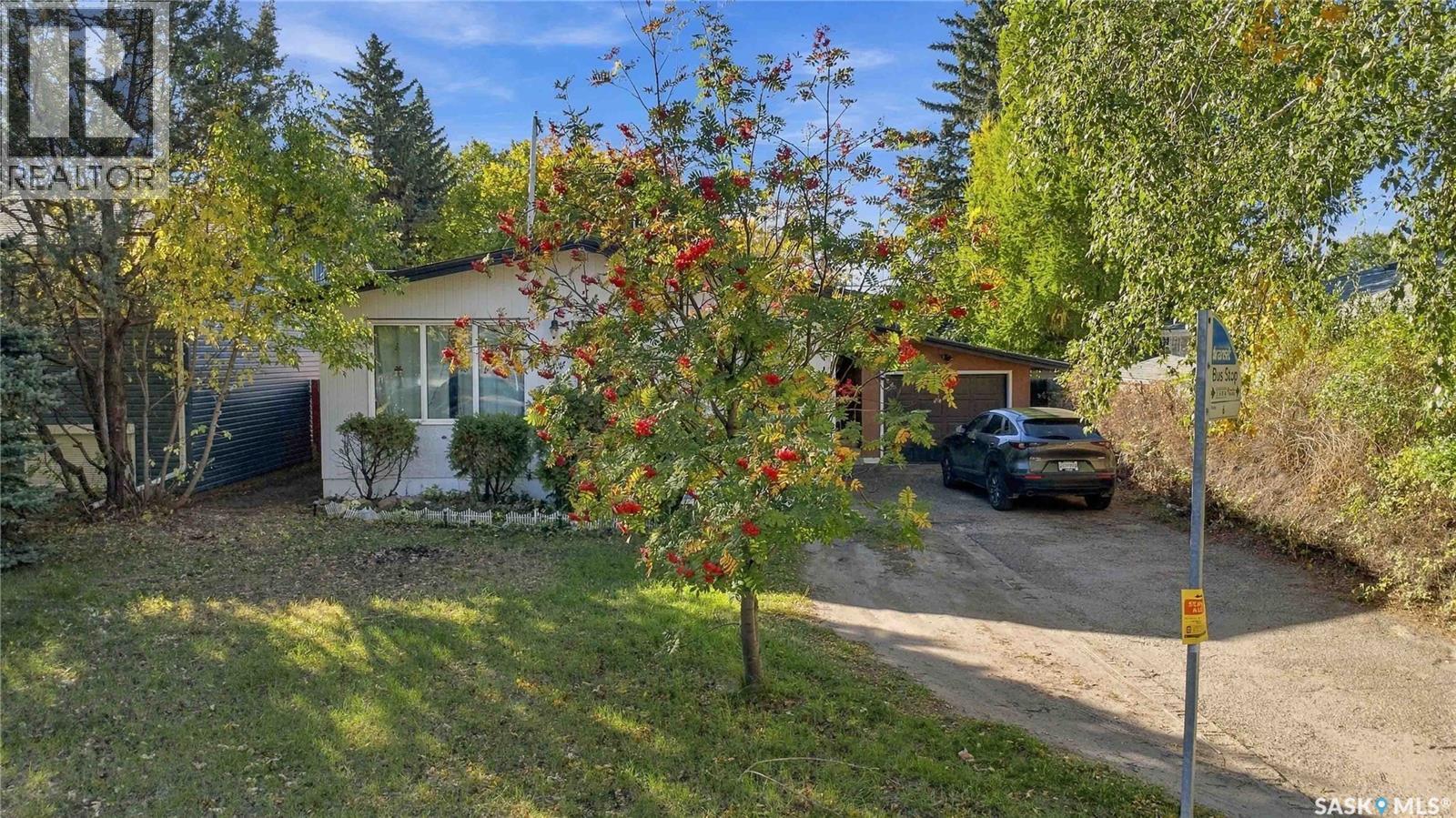 1814 WILSON CRESCENT - Image 24