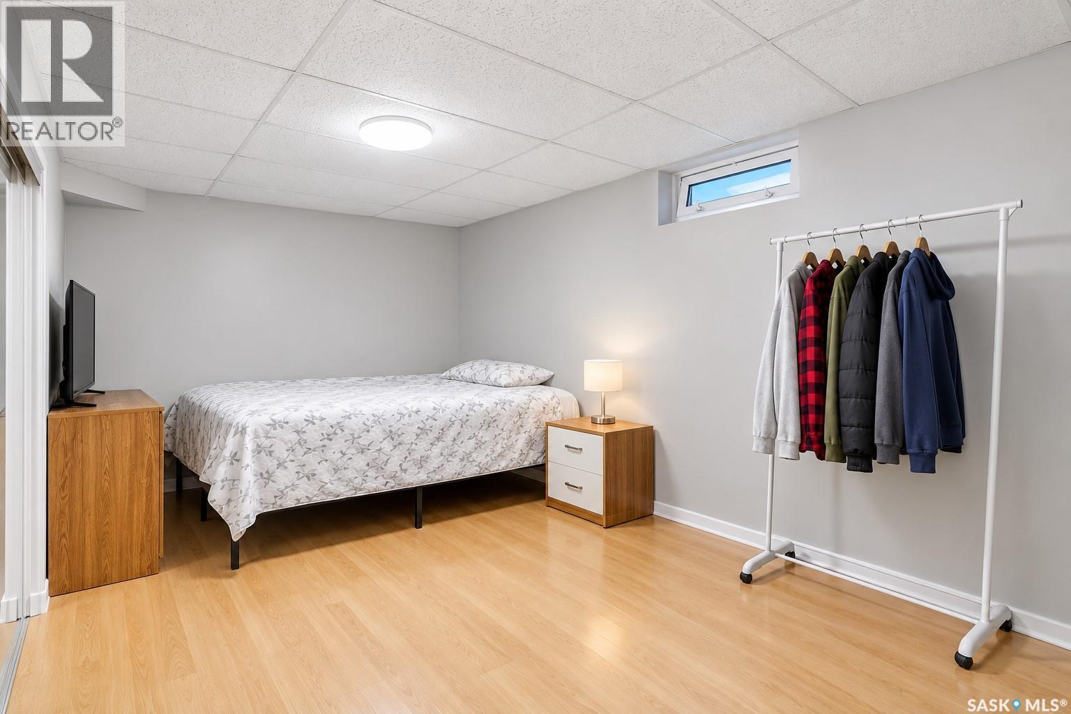1814 WILSON CRESCENT - 19