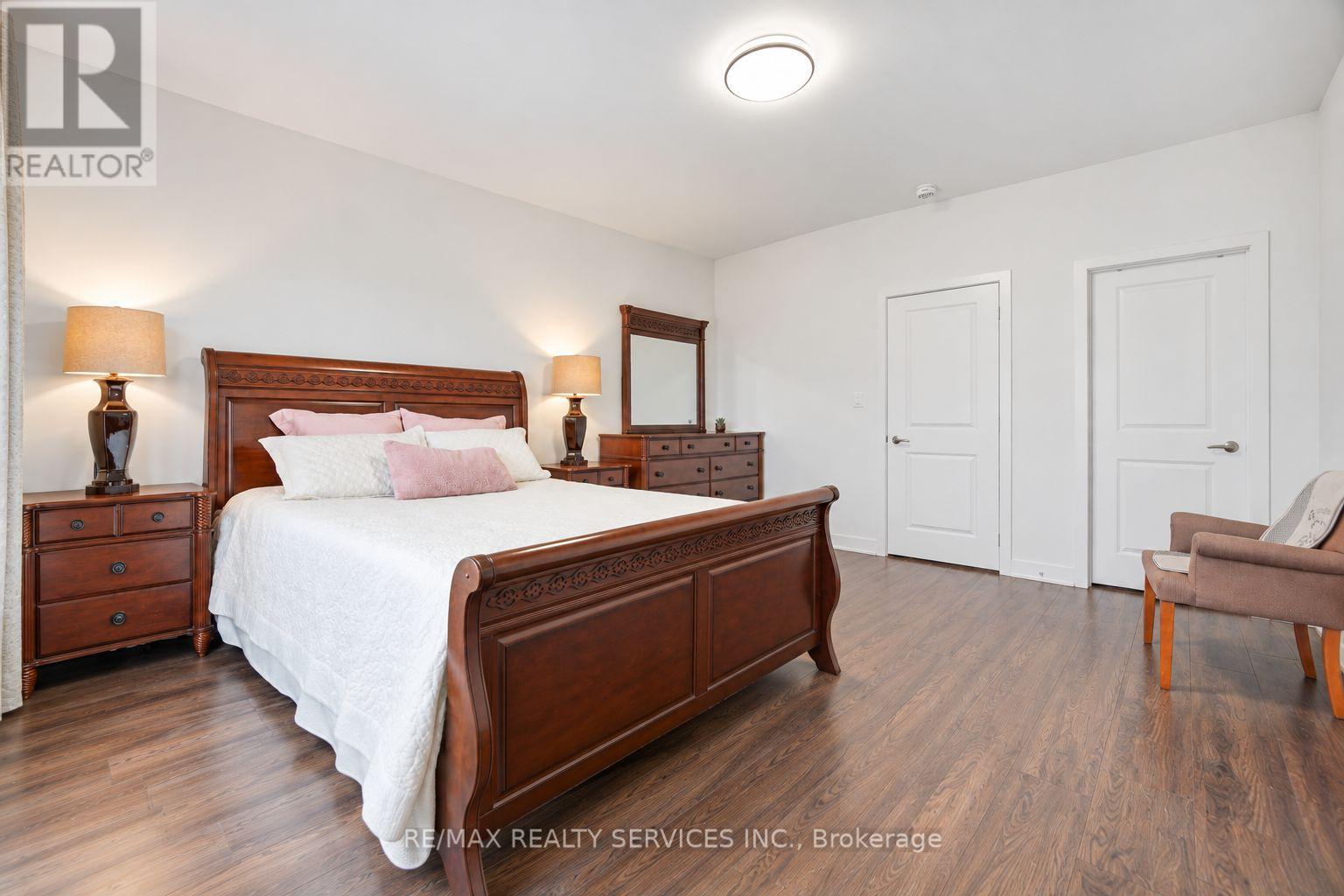 58 PAGEANT AVENUE - 20