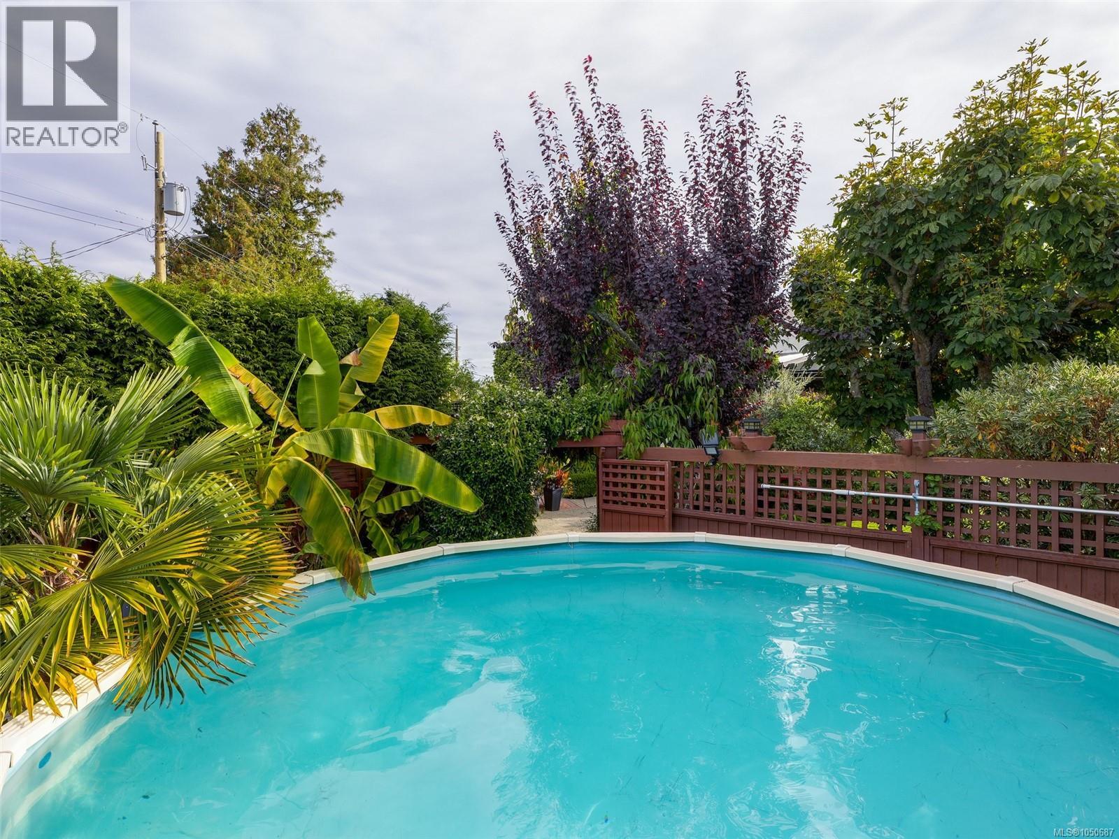  2390 Musgrave Street, Oak Bay