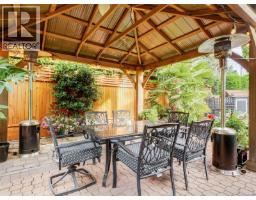 2390 Musgrave St, Oak Bay, BC V8R5Y2 Photo 23