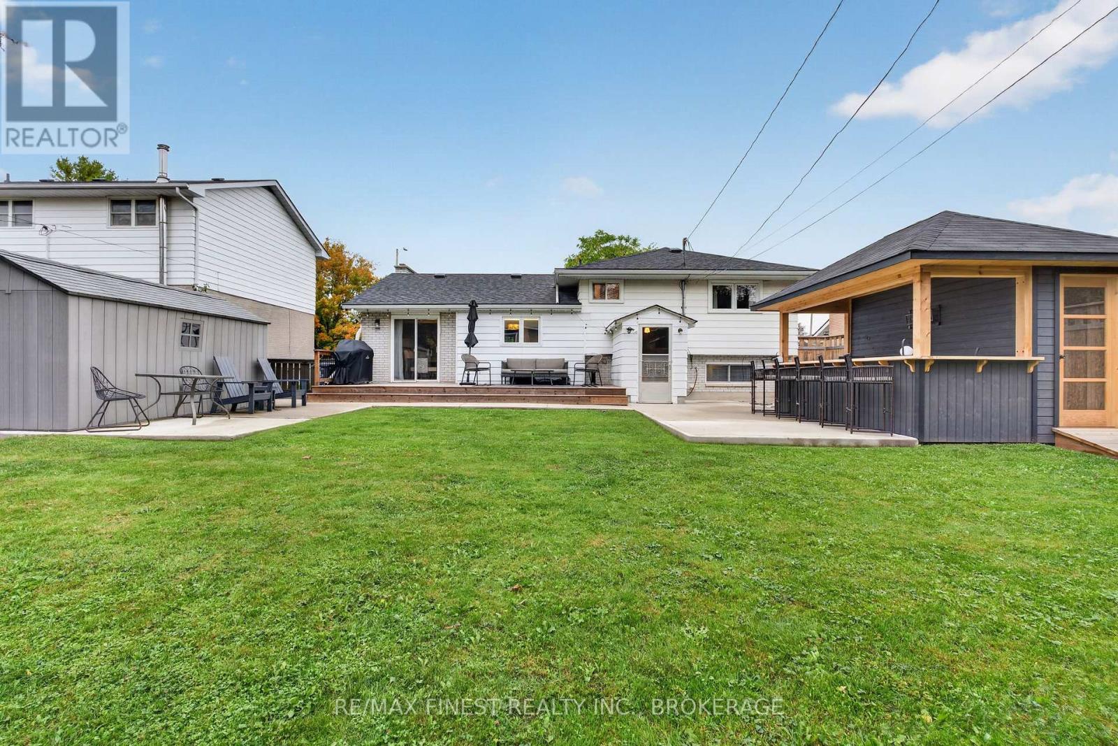 89 SUNSET BOULEVARD - Image 35