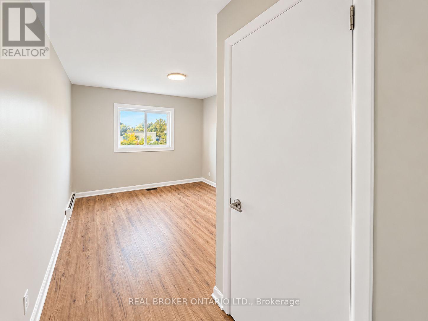 Commercial Properties for Rent in Ottawa – 2 – 6610 FOURTH LINE ROAD – By Peter Sagos - Image 9