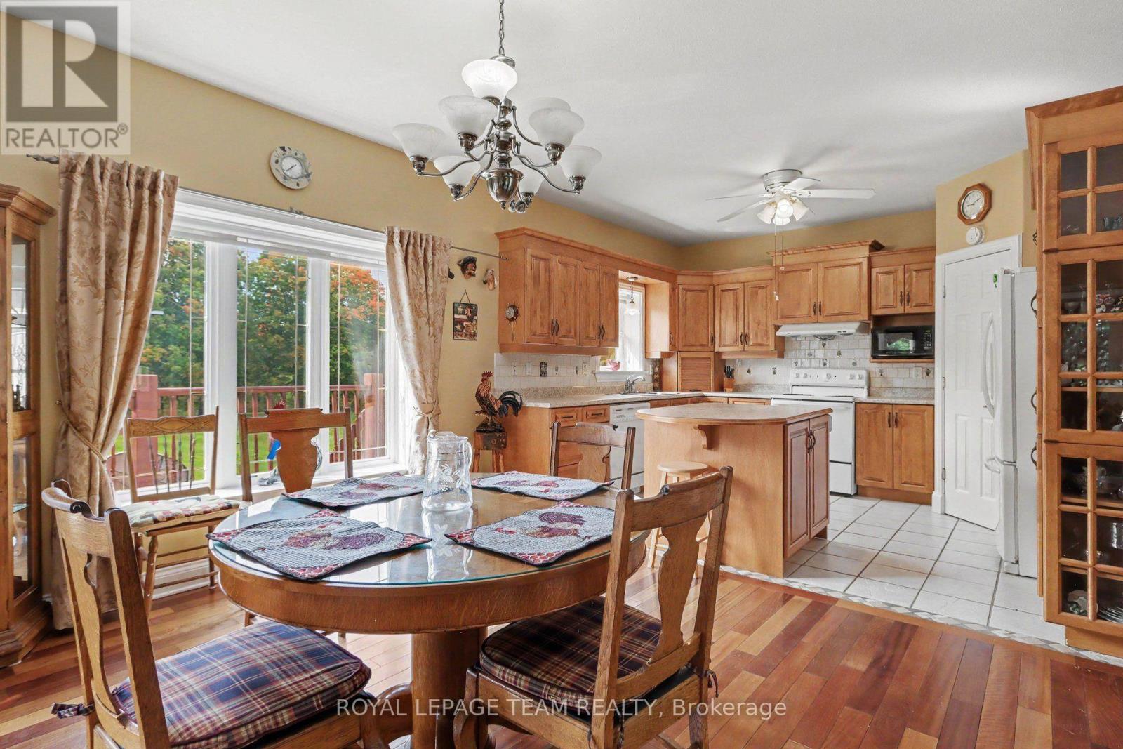 600 CROZIER ROAD - 12