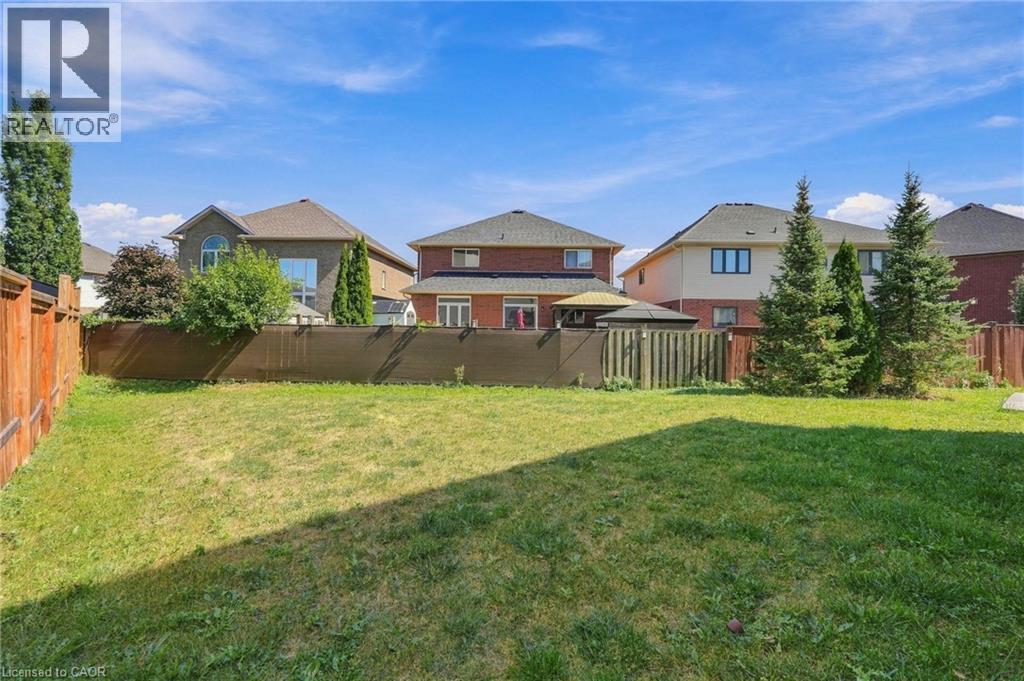 88 Eringate Court — photo 42