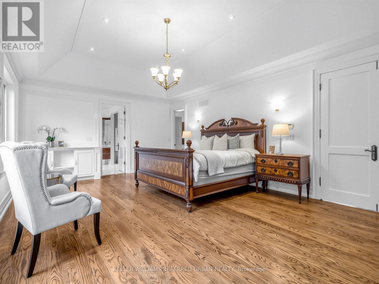 212 EMPRESS AVENUE - 21