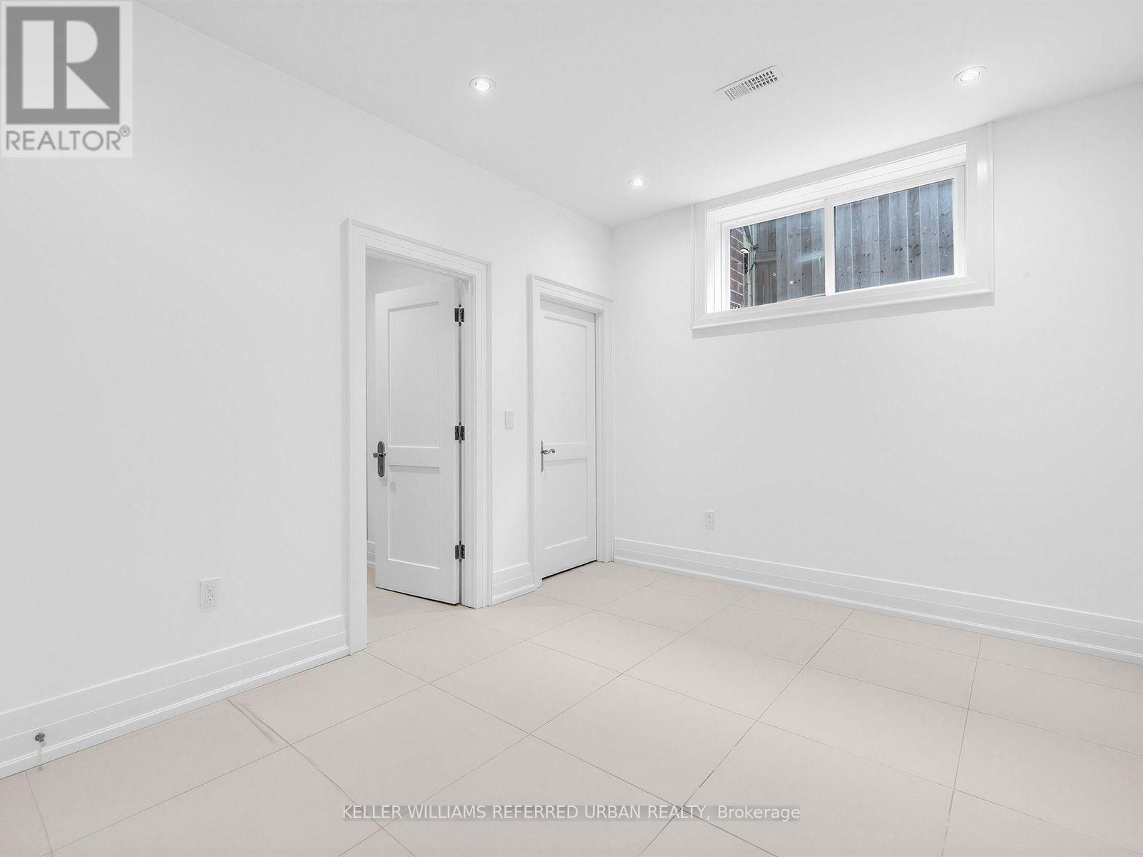 212 EMPRESS AVENUE - 32
