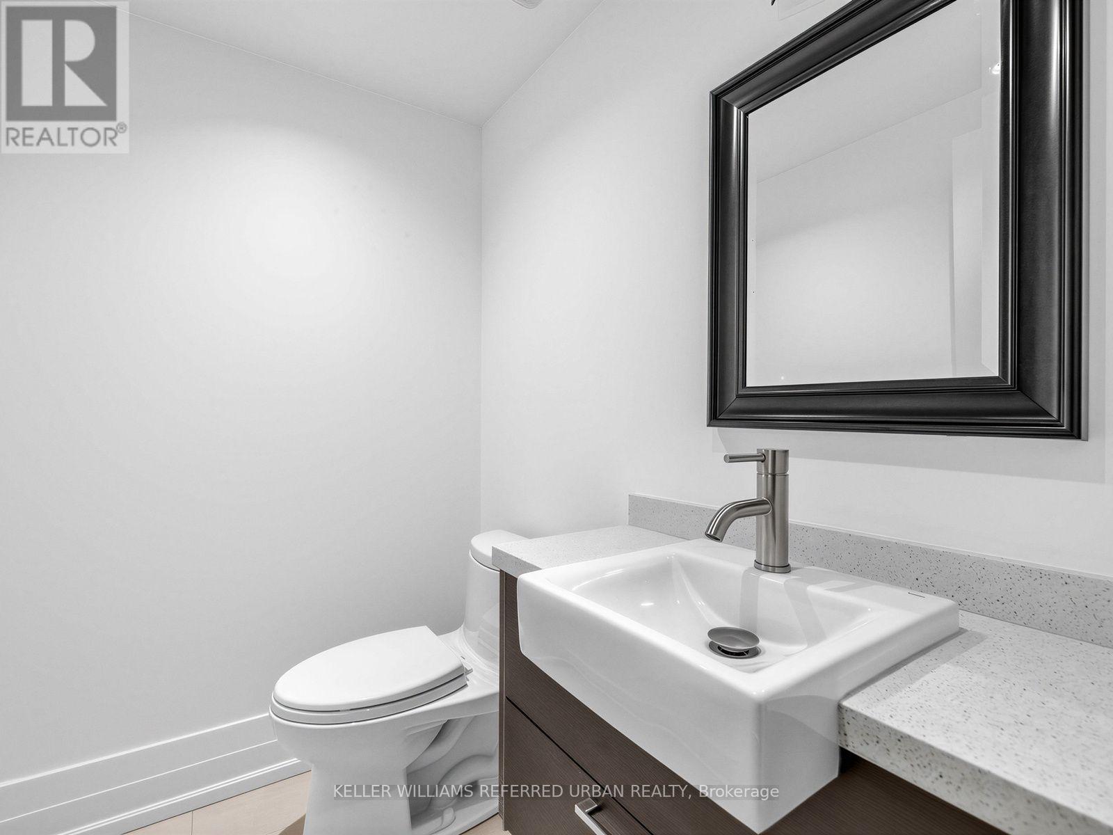 212 EMPRESS AVENUE - 34
