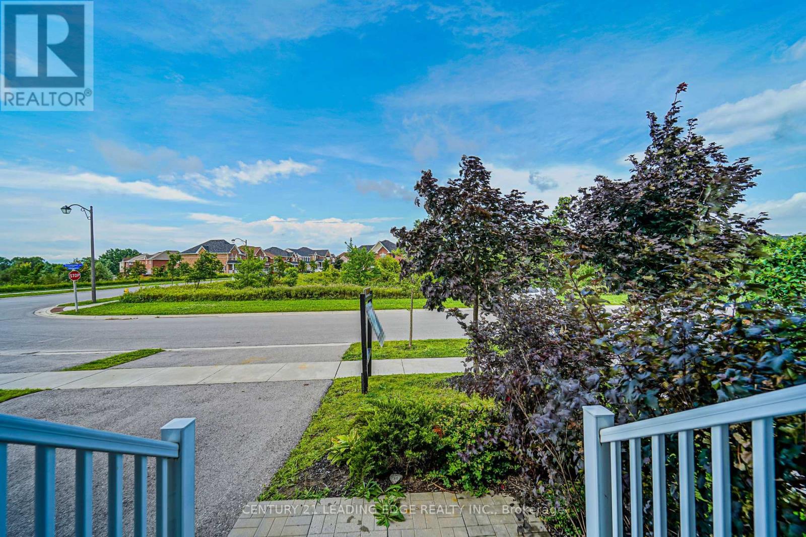 1943 Arborwood Drive, Oshawa, ON photo 5