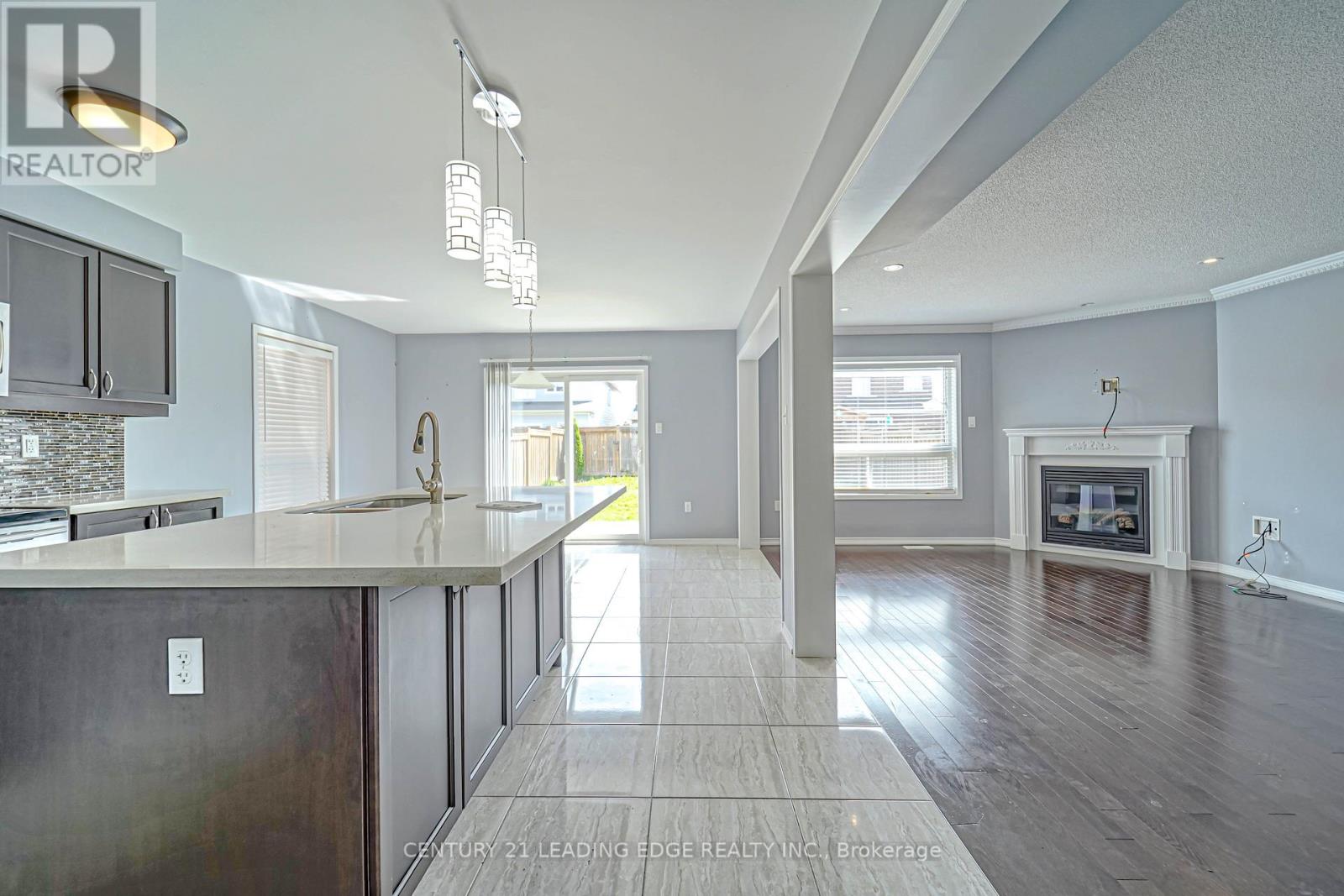 1943 Arborwood Drive, Oshawa, ON photo 6