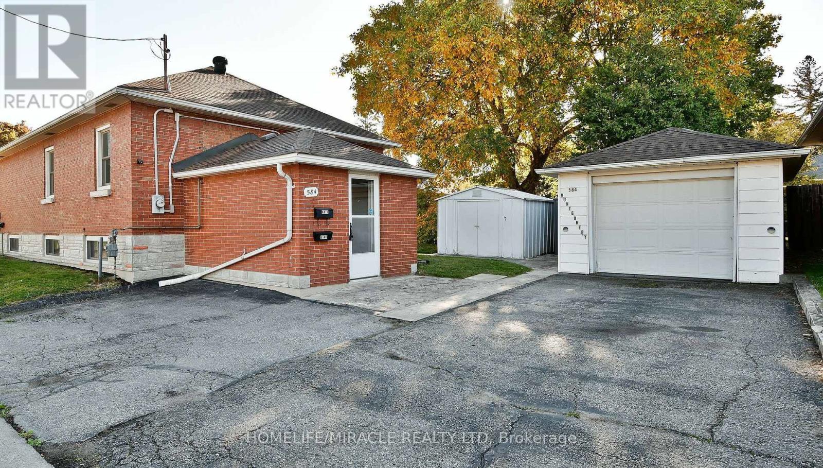 584 Montgomery Street, Oshawa, ON photo 1